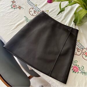 Aritzia Vicinity Dark Brown Wrap leather skirt